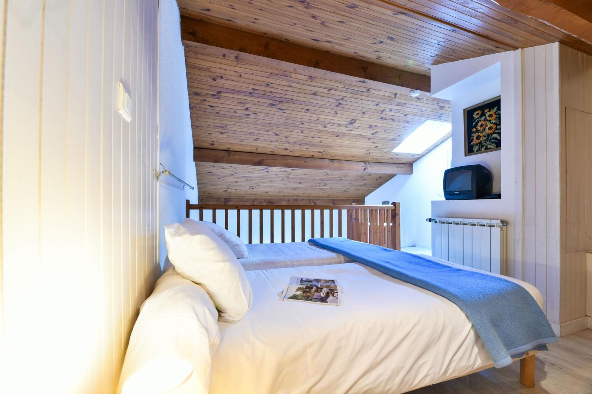 Logis Hotel & Restaurant Bergeret Sport Hendaye Exterior photo