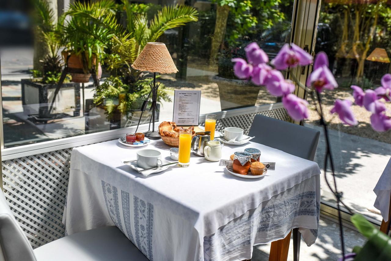 Logis Hotel & Restaurant Bergeret Sport Hendaye Exterior photo